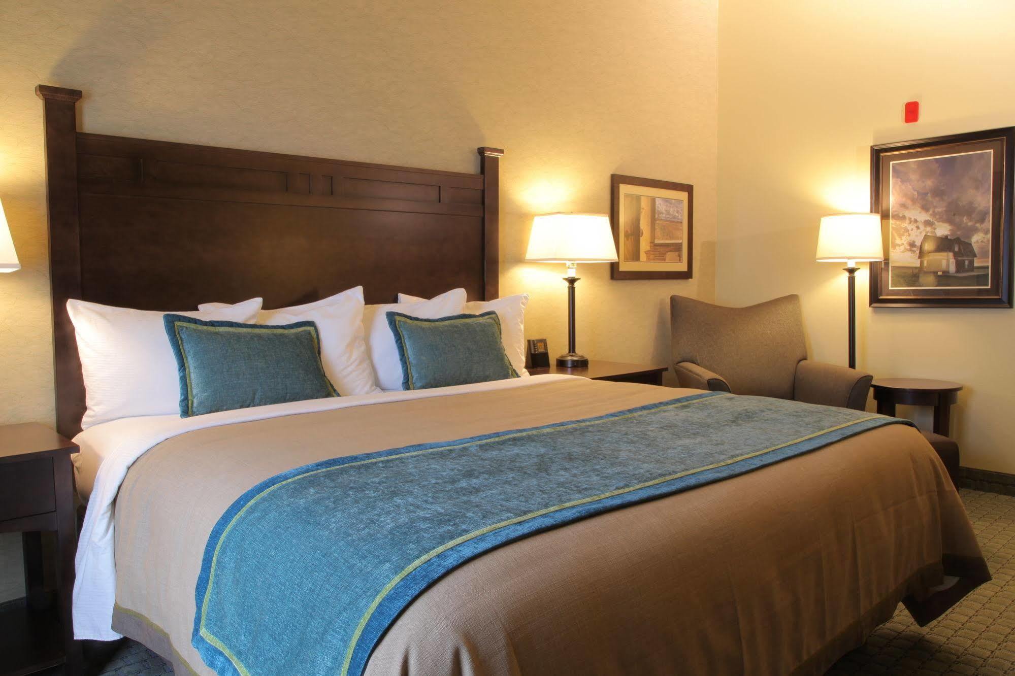 Little Missouri Inn & Suites Watford City Екстер'єр фото