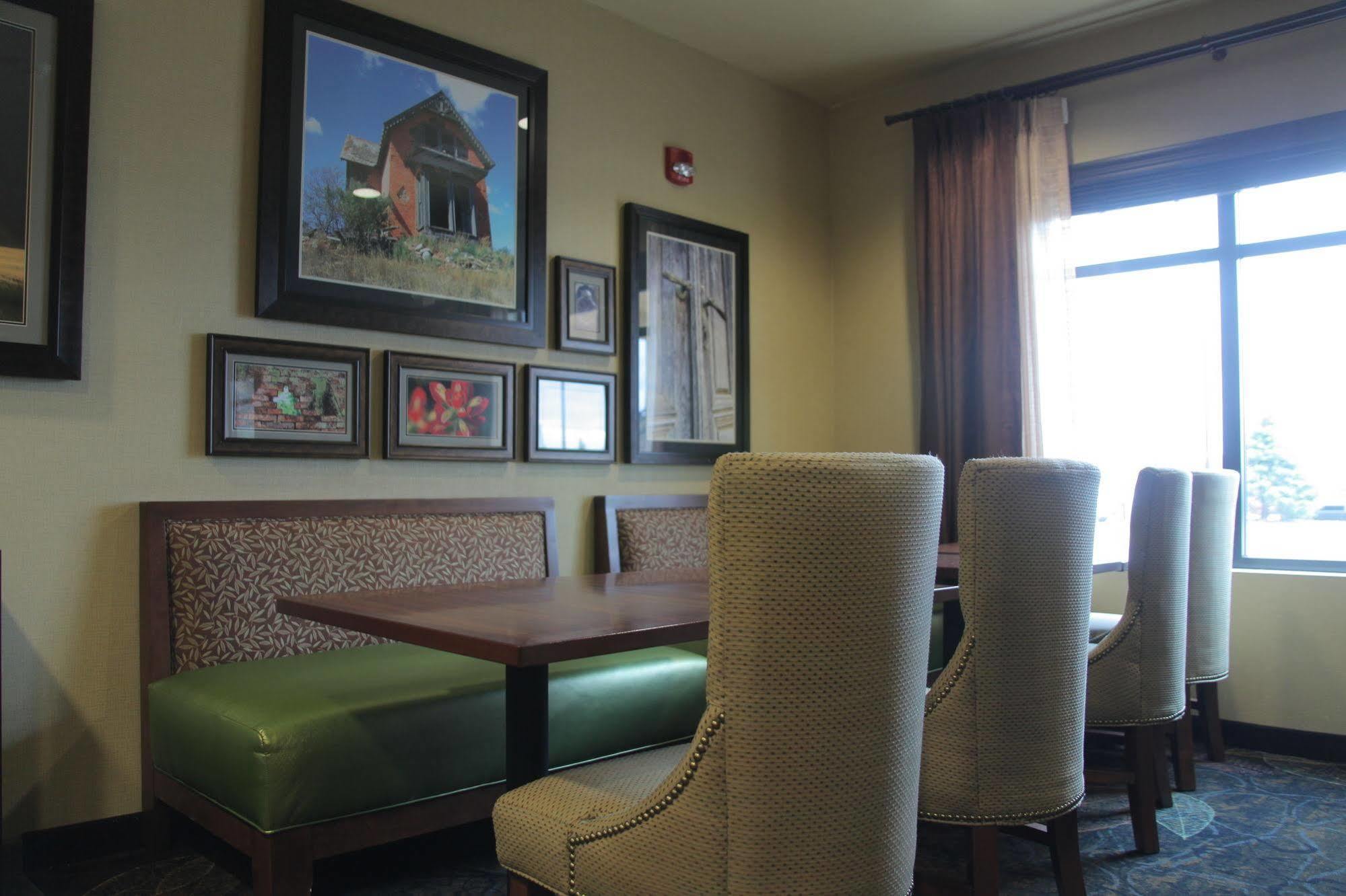 Little Missouri Inn & Suites Watford City Екстер'єр фото